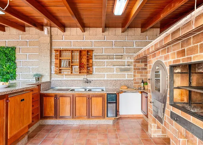 Medano4you The Guachinche House