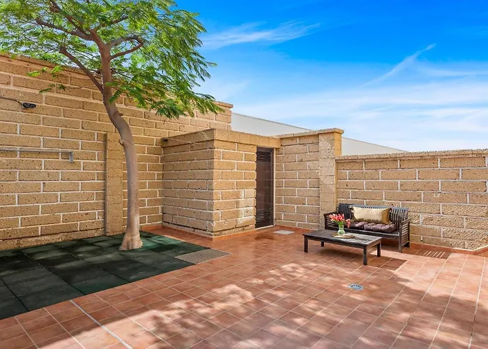 Сasa de vacaciones Medano4you The Guachinche House