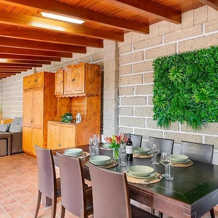 Medano4you The Guachinche House