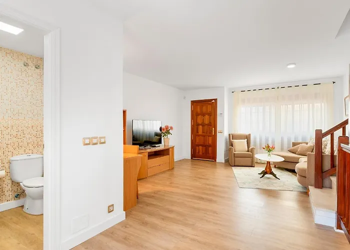 Vakantiehuis Medano4you The Guachinche House